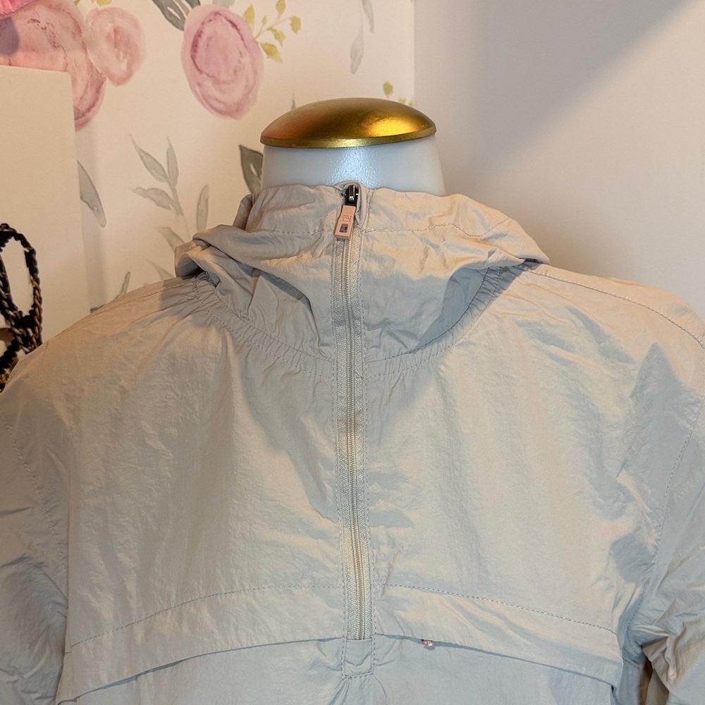 Avalanche Women's Rain/Hiking Pullover Jacket in Light Beige with Pink - Picture 3 of 9